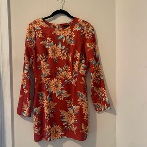 Long sleeved short floral dress